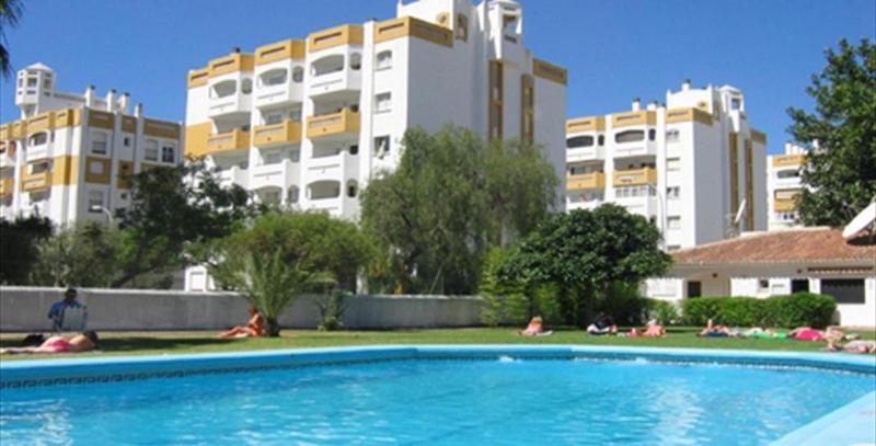 شقة بينالماذينا  في Apartamento Arroyo De La Miel, Luminoso Y Bonito المظهر الخارجي الصورة
